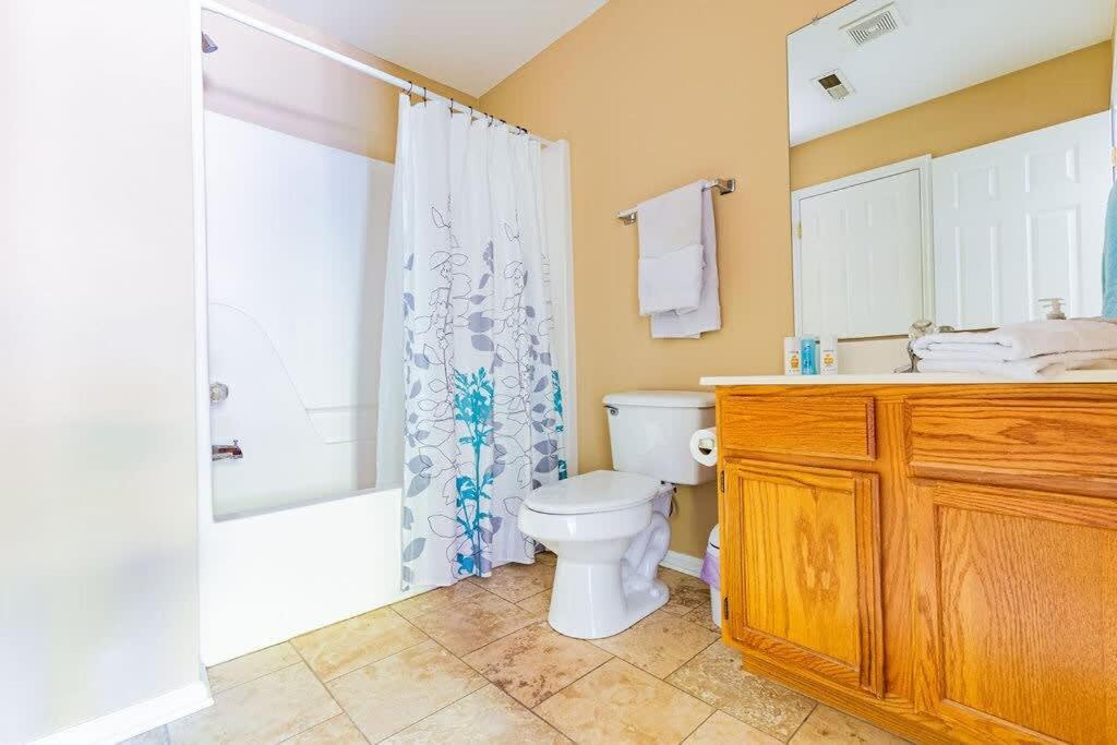 Cozy Pigeon Forge Home W Hot Tub Near River المظهر الخارجي الصورة